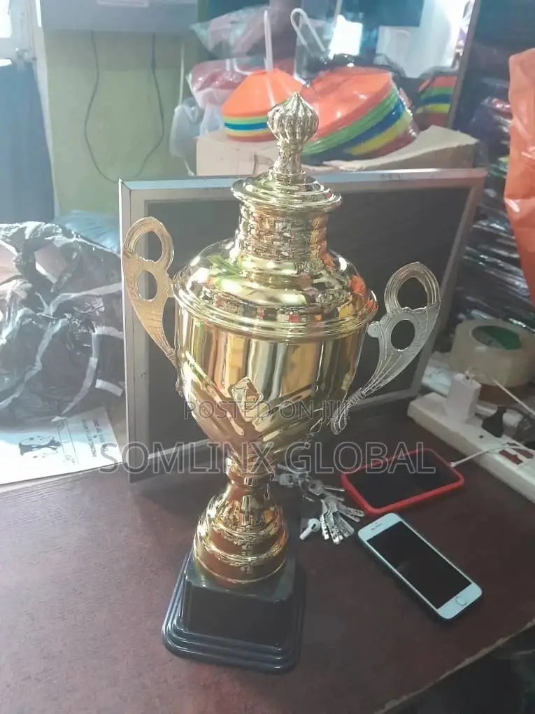 Trophy Cup P7