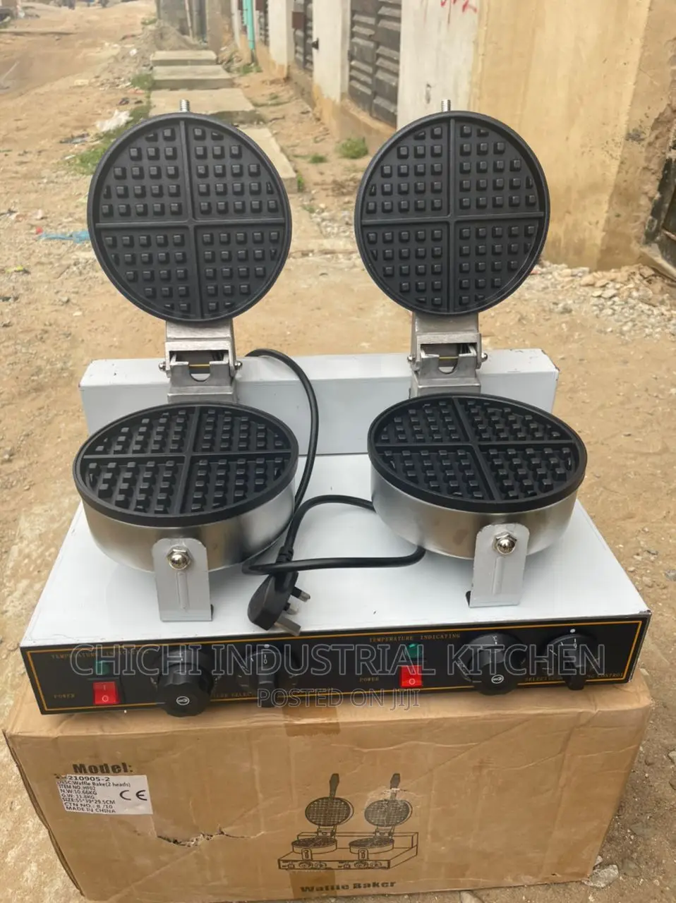 Waffle Maker in Ojo Kitchen Appliances, Chichi Industrial Kitchen