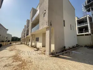 4bdrm Townhouse/Terrace in Jahi for Sale