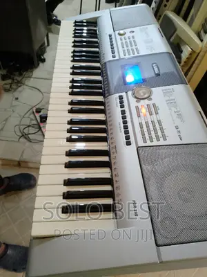 Yamaha Keyboard Model PSR 295