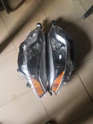 Set Headlamp Corolla 2014/2015 Model