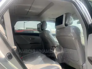 Toyota Venza AWD 2012 Silver