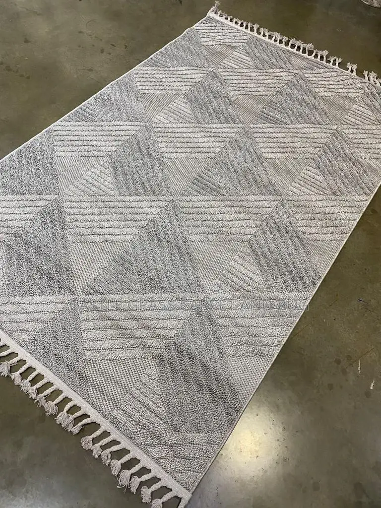 Quality Center Rugs Available in 4by6 Also 5by7 and 7by10