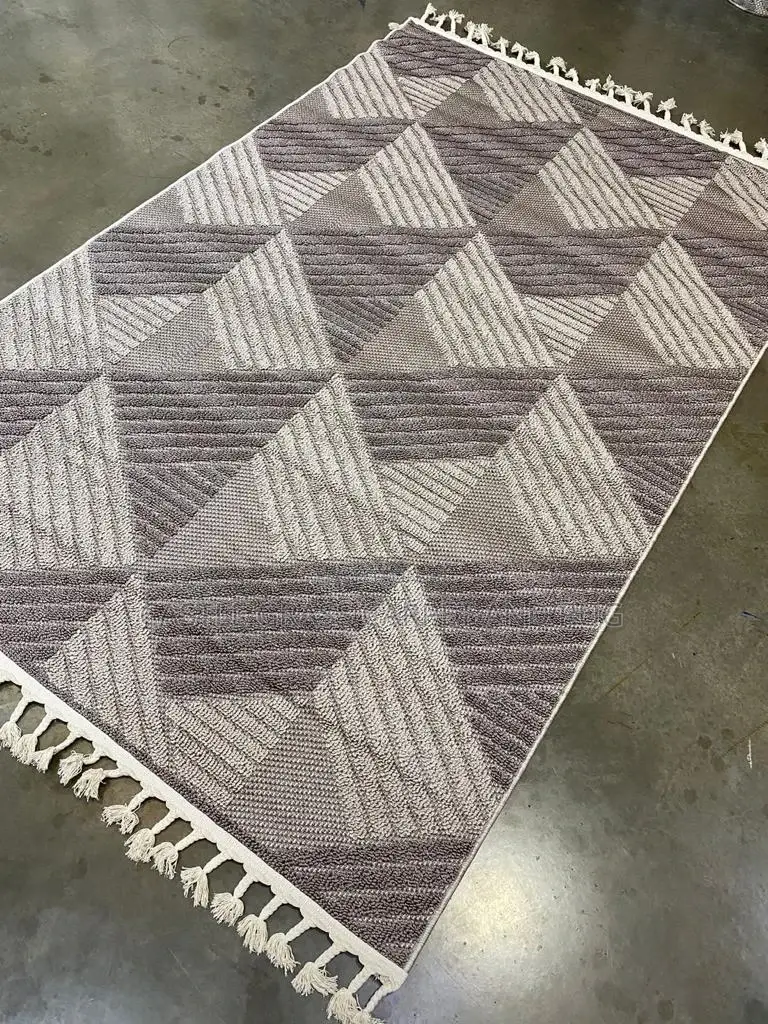 Quality Center Rugs Available in 7by10 Also 4by6 and 5by7