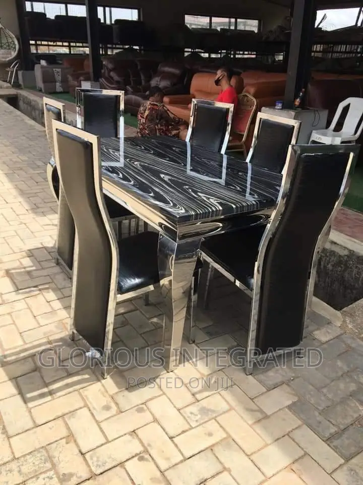 Dinning Table