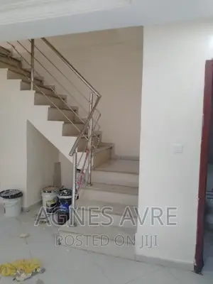 4bdrm Townhouse / Terrace in Brains And Hammer, Life Camp for rent