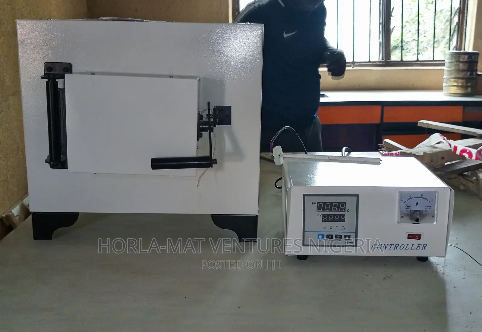 Muffle Furnace With Controller