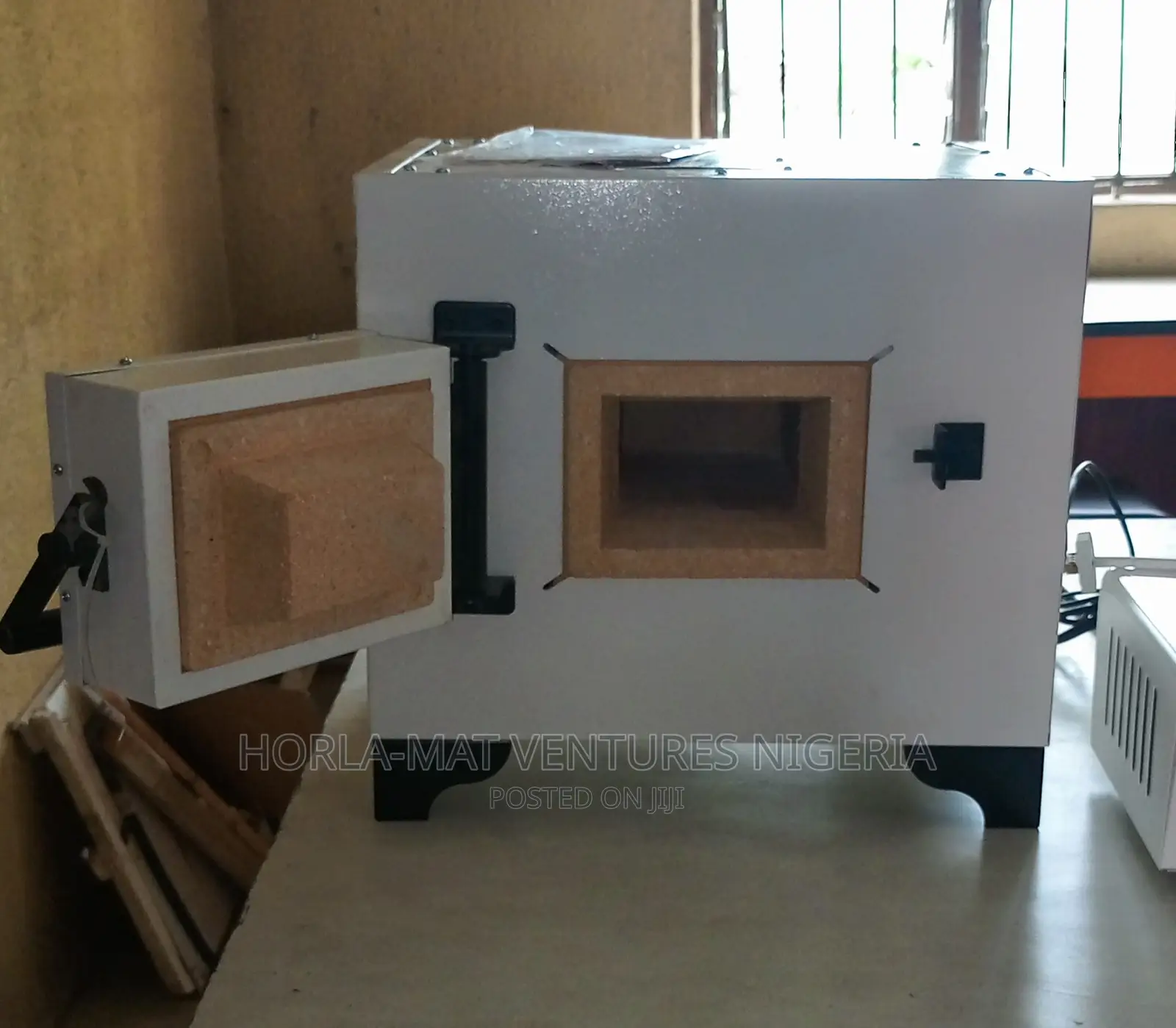 Muffle Furnace With Controller