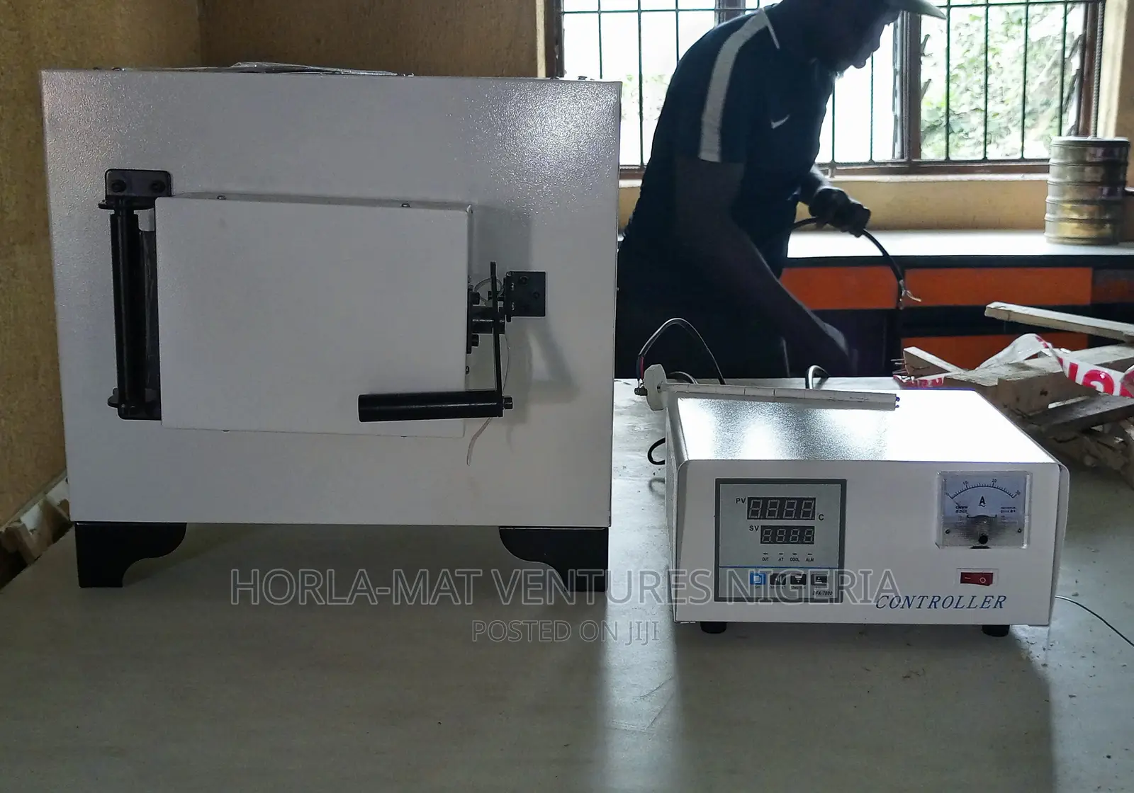 Muffle Furnace With Controller