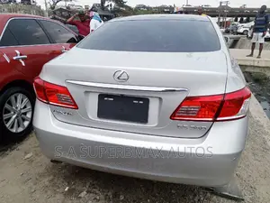 Lexus ES 350 2012 Silver