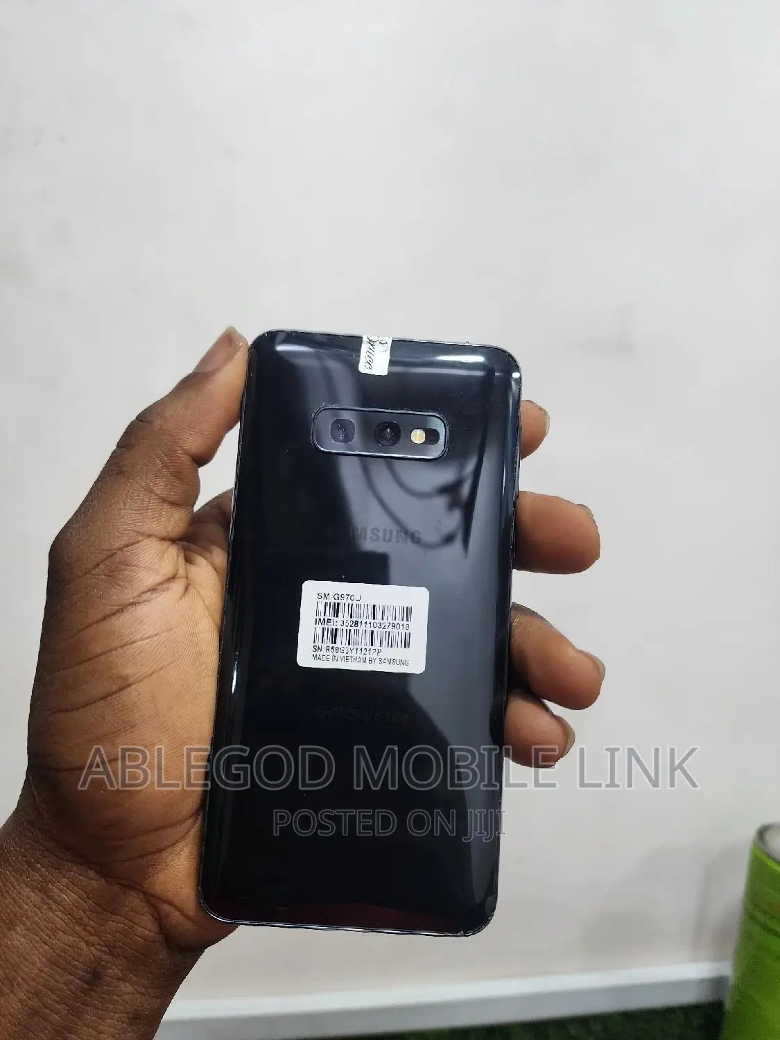 Samsung Galaxy S10e 128 GB Black