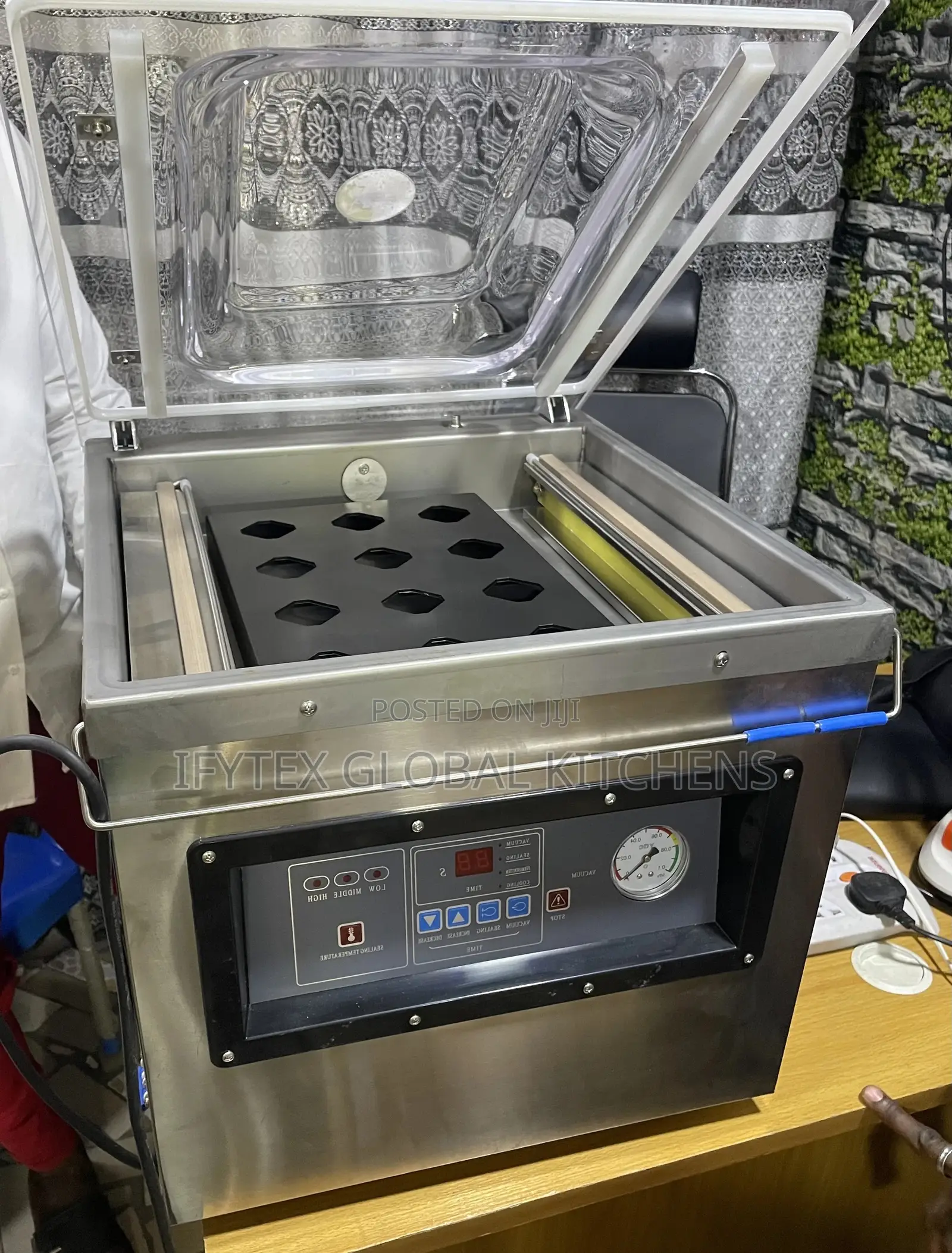 Vacuum Sealer