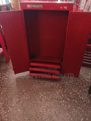 Facom JLS Tool Cabinet Two Full Doors, 3 Shelves