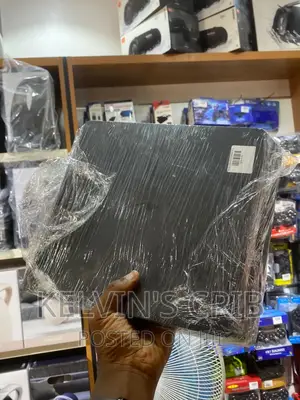 Sony Playstation 4 (High Version)