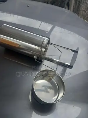 England Petri Dish Canister