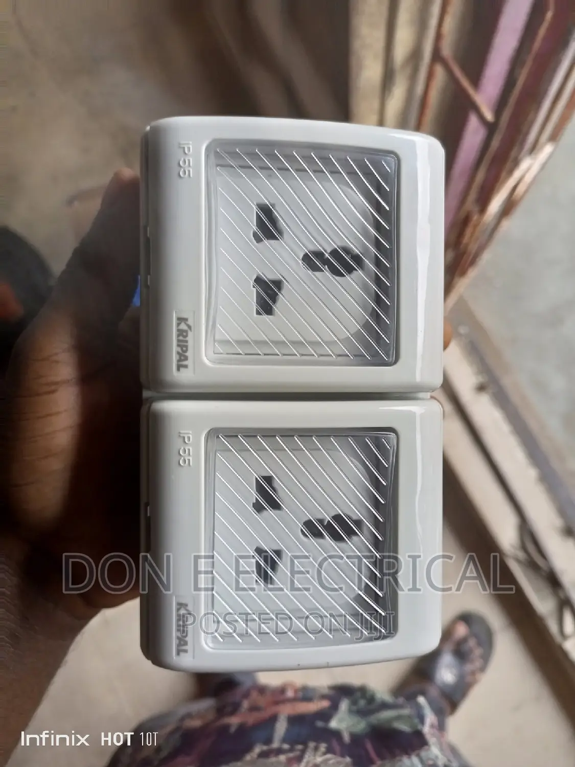 13amps Double Waterproof Socket