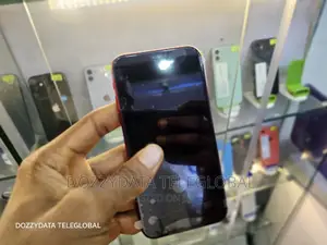 Apple iPhone 11 64 GB Red