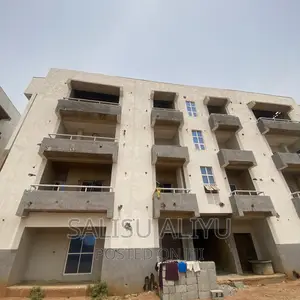 Photo - 3bdrm Block of Flats in Life Camp for sale