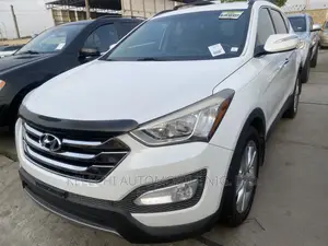 Hyundai Santa Fe Sport 2.0T 2013 White
