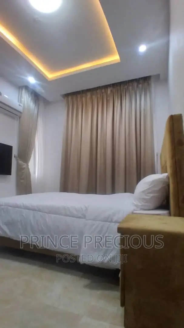 Furnished 2bdrm Room & Parlour in Victoria Island for rent