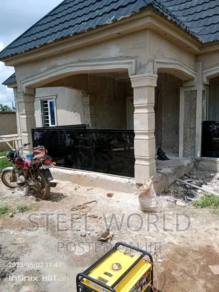 10m Grey Glass to Pipe