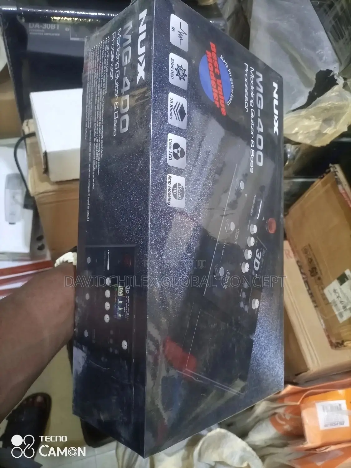 Nux Meg-400 Modeling Guitar and Bass Processor