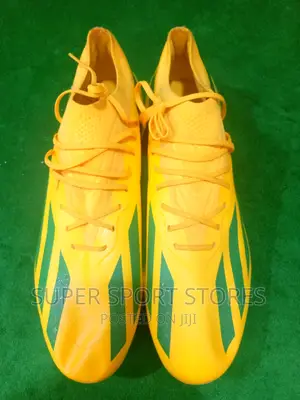 New Crazy Fast Soccer Boot