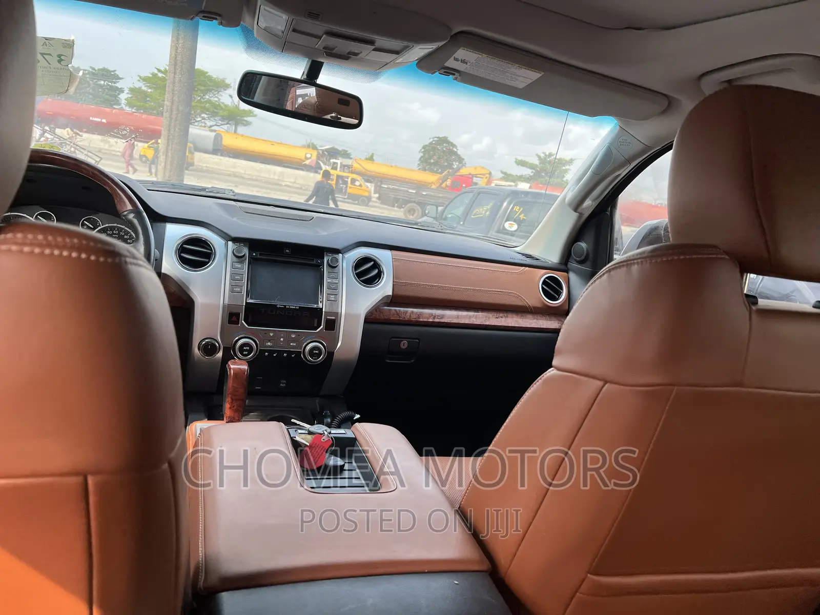 Toyota Tundra 2018