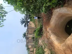 Uncompleted Bungalow for Sale in Benin