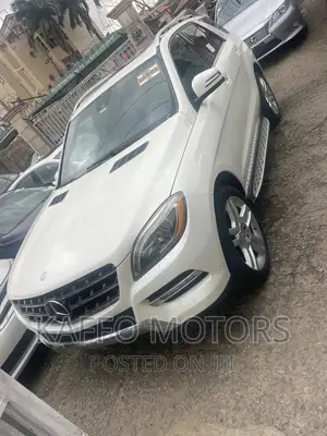 Mercedes-Benz M Class ML 350 4Matic 2013 White