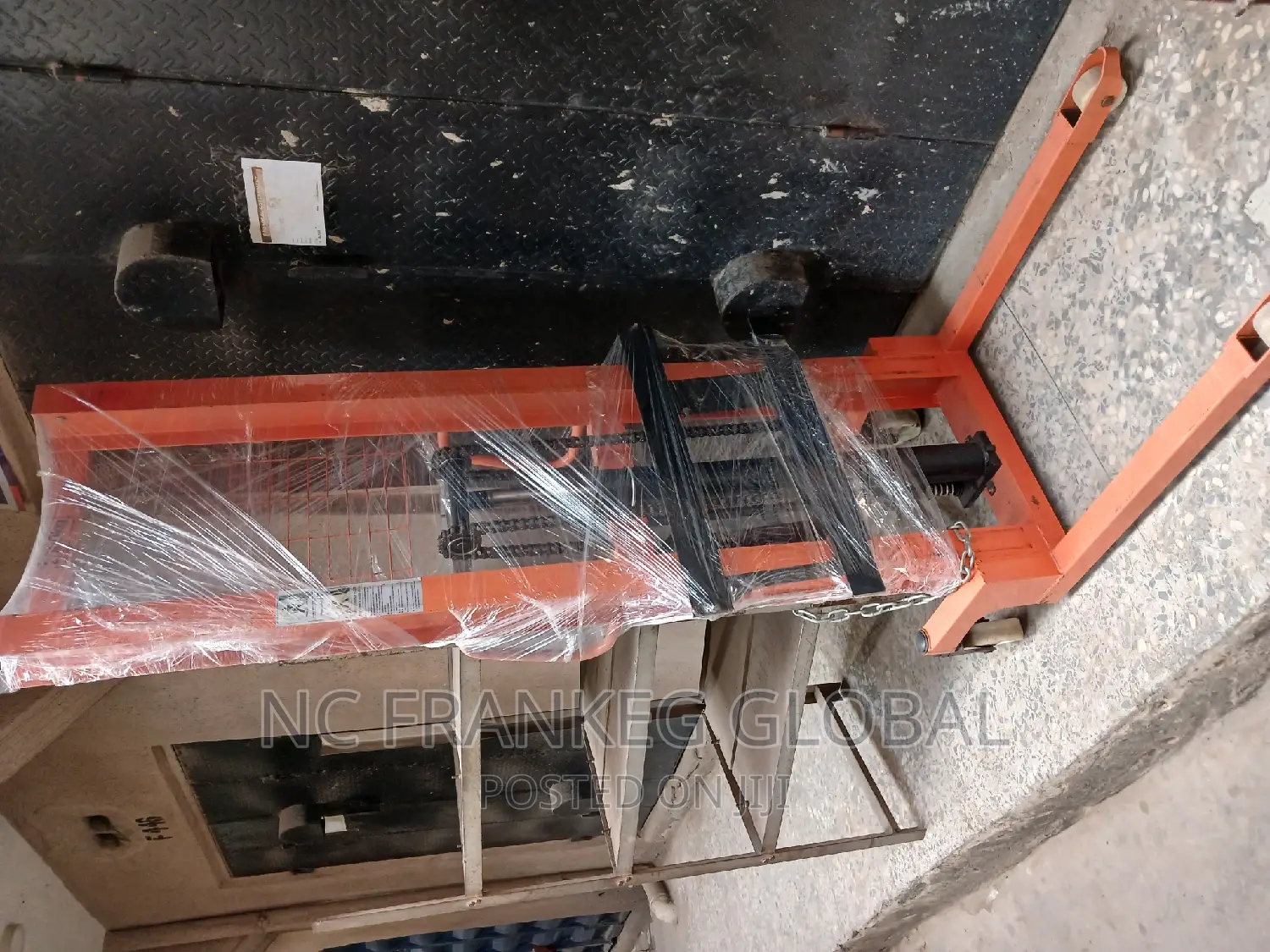 2000kg Stacker Machine