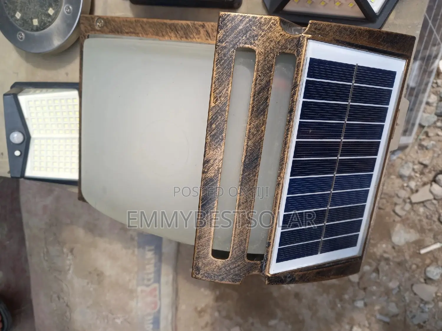 Solar Wall Light