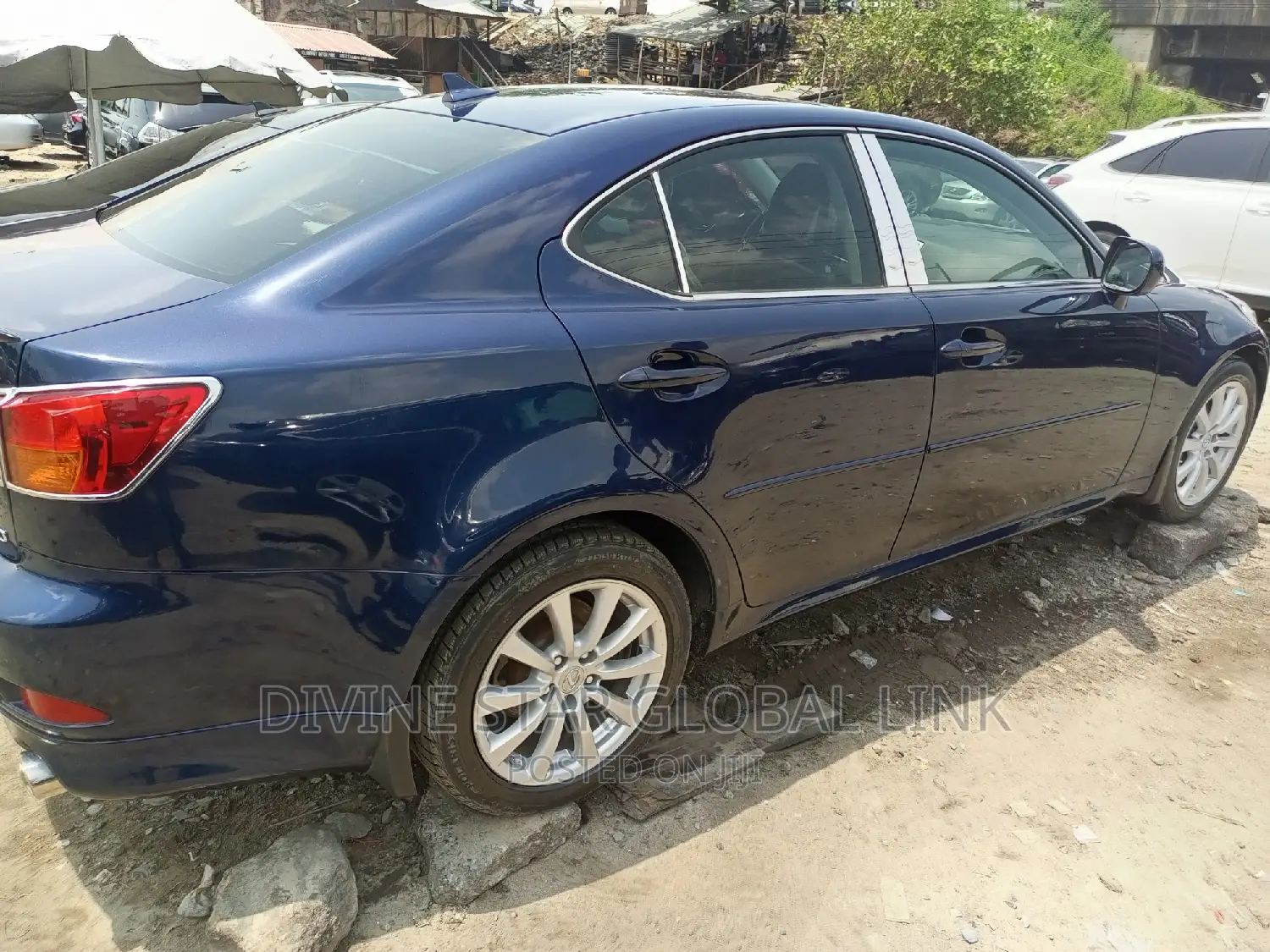 Lexus IS 2010 Blue