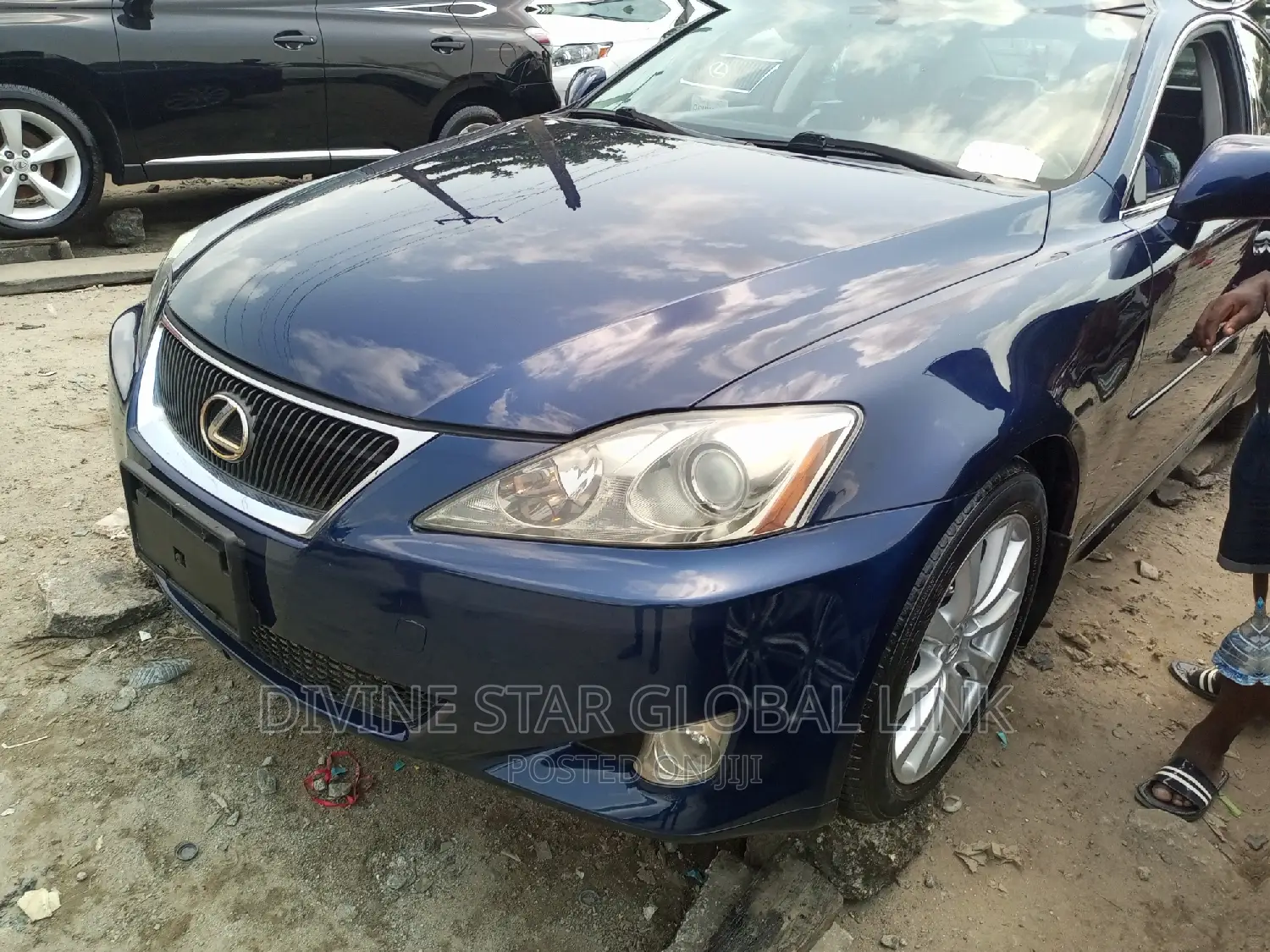Lexus IS 2010 Blue