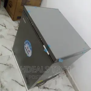 Top-Notch Aeon Chest Freezer 150 Litres