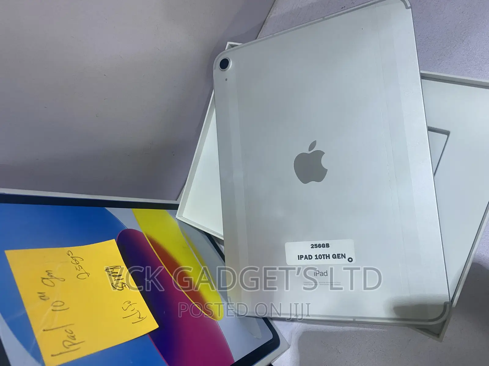 New Apple iPad (2022) 256 GB Silver
