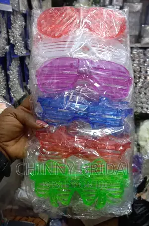 Glow Eyeglass