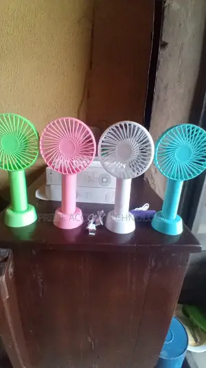 High Quality Rechargeable Fan With Cool Wind