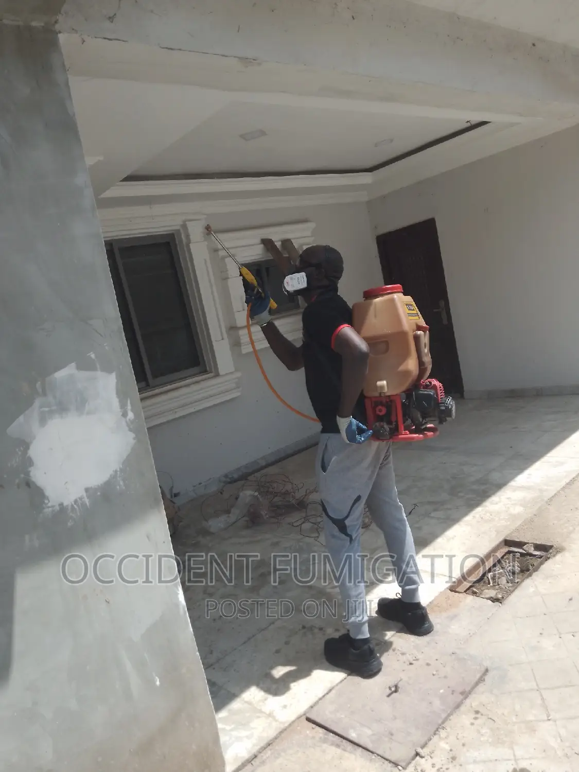 Pest Controller/ Fumigation