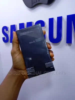 New Samsung Galaxy S22 5G 128 GB Black