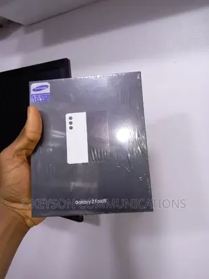 New Samsung Galaxy Z Fold 5 256 GB White