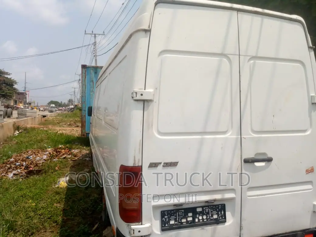 Volkswagen LT 1998 White