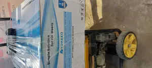 5kva Yohako Hybrid Inverter 24volts