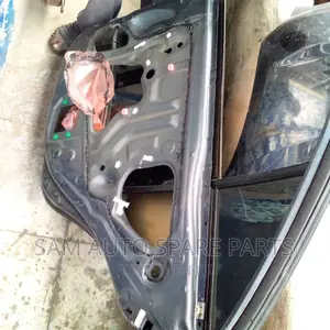 Toyota Camry 010 Door Back Right