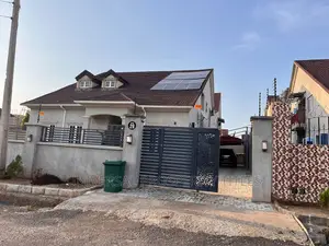 Furnished 5bdrm Duplex in FHA for sale