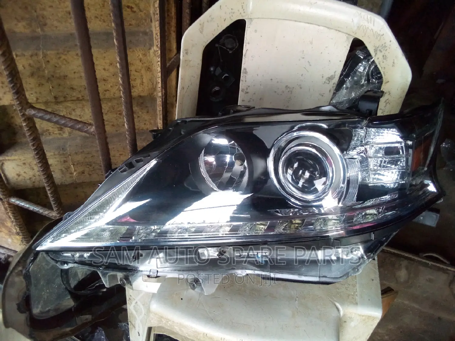 Lexus RX 350 Headlamp 2013 Model