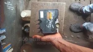 ABS Toyota Sienna 2002