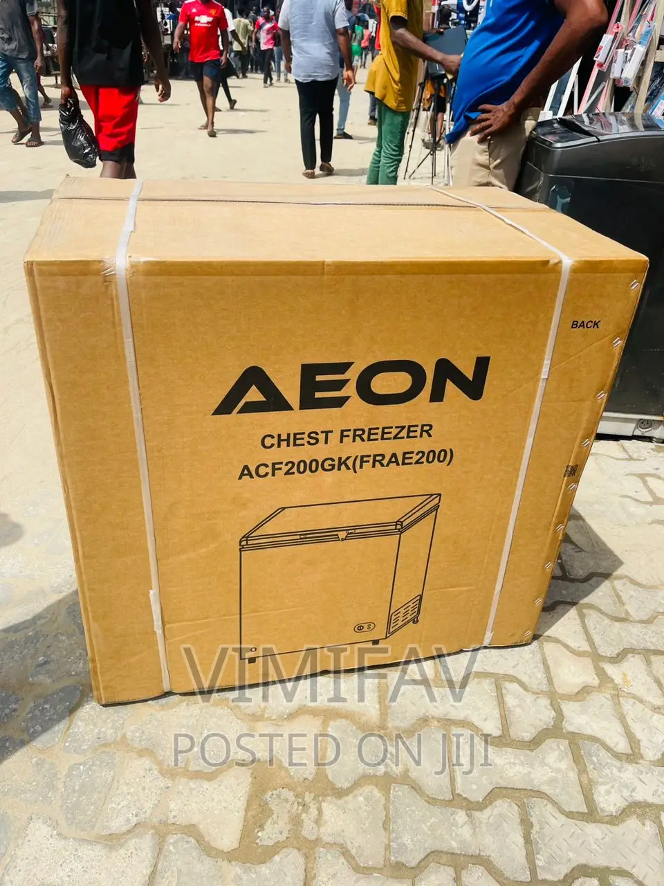 200lits Aeon Chest Freezer