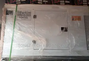 Perkins Soundproof Diesel Engine Generator {10kva)