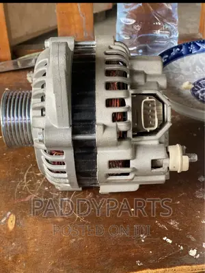 Mitsubishi Pajero Alternator